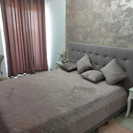 Solid Resindence Butoaie Apartman Mamaia